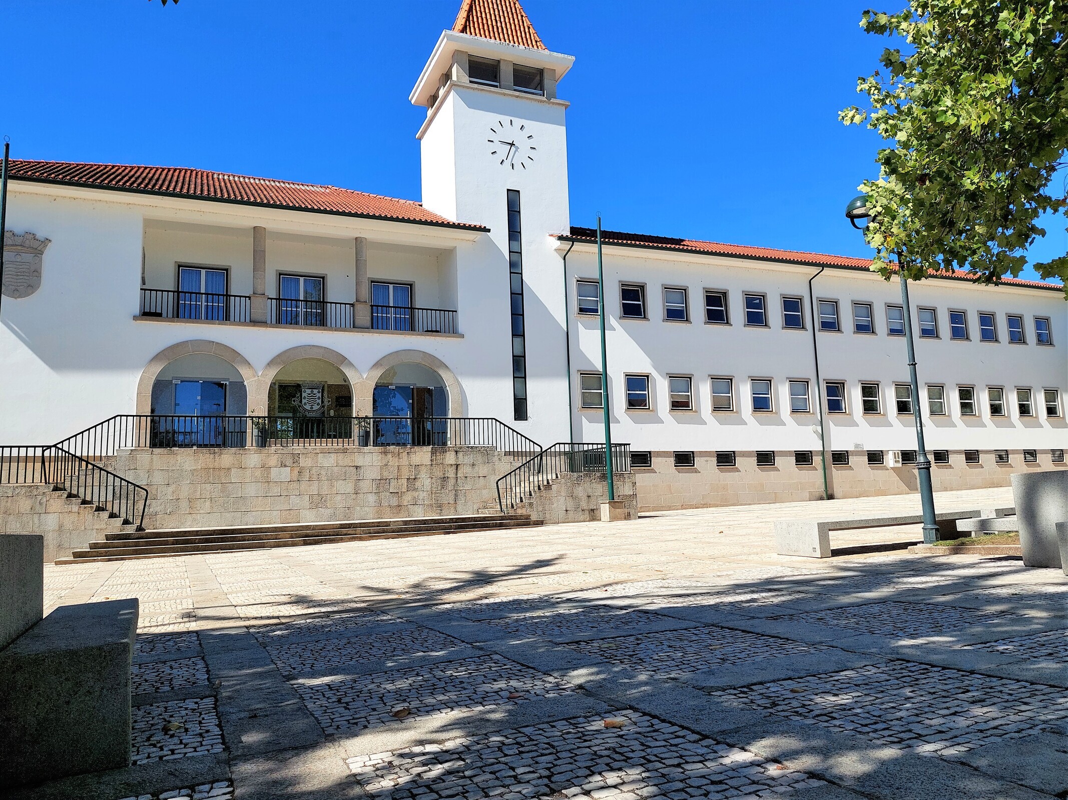 Relatório de Contas de 2024. Município registou prazo médio de 4 dias no pagamento aos fornecedores.