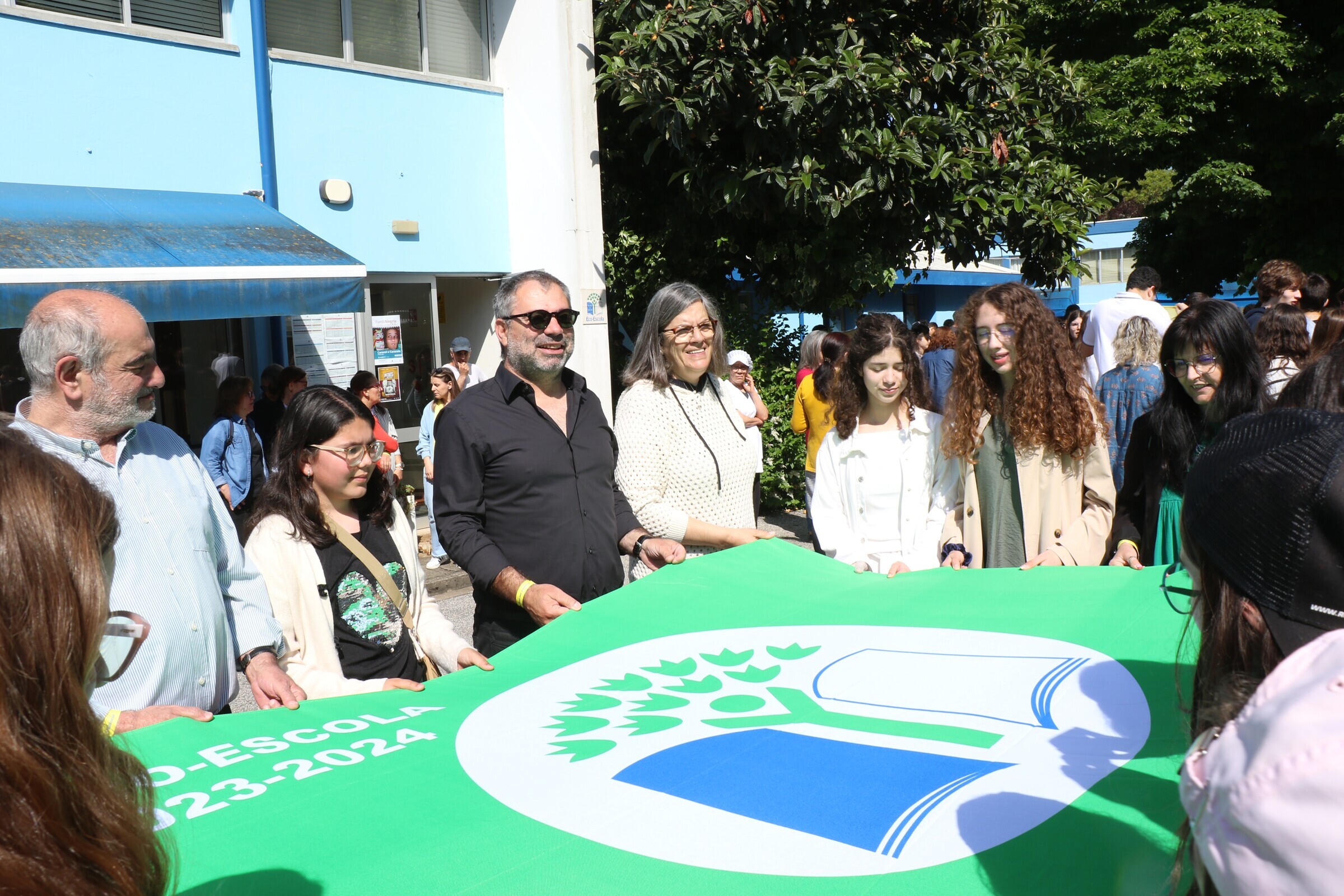 Agrupamento de Escolas de Mortágua hasteou bandeira verde Eco-Escolas